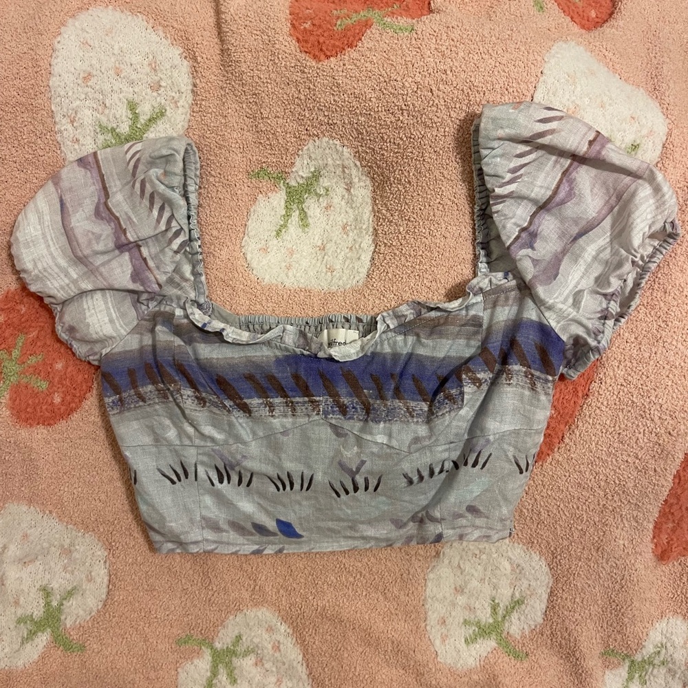 Aritzia Wilfred Lavender and Gray Crop Top
